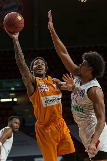 涌现出的 涌现出的