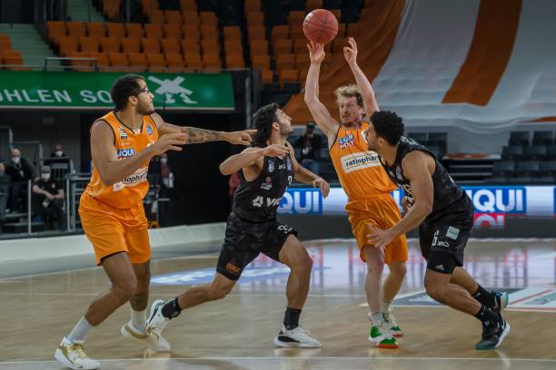 让人们更加 让人们更加